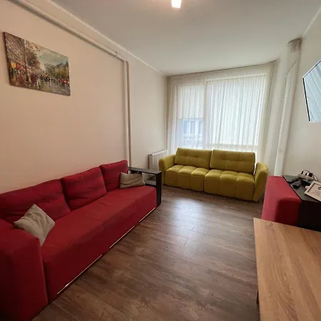 House в центрі з бомбосховищем і критим приватним паркінгом Appartement *